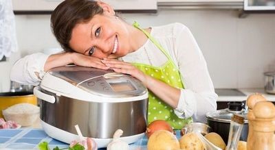 Hvordan vaske en langsom komfyr innvendig og utvendig fra sot, fett og brent mat