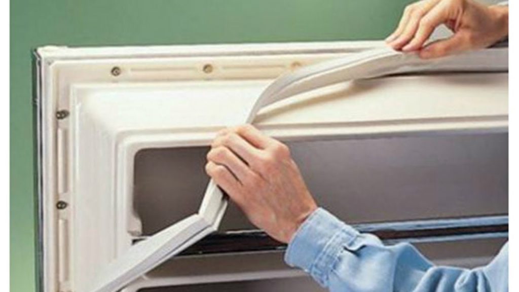 עשה זאת בעצמך תיקון חותם דלת המקרר - כיצד להחליף את הגומי ולהתאים את הדלת