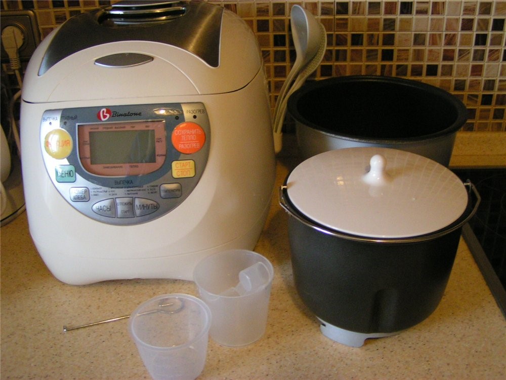 Which is better: a bread machine or a slow cooker