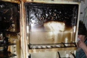 Voiko jääkaappi räjähtää tai syttyä palamaan - tulipalon syyt ja tapoja välttää vaara