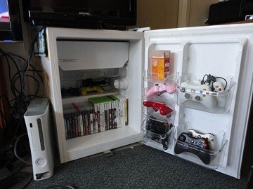วิธีการกำจัดตู้เย็นเก่า: กฎการกำจัดตามกฎหมาย บริษัท ที่รับอุปกรณ์เก่าตัวเลือกโฮมเมด