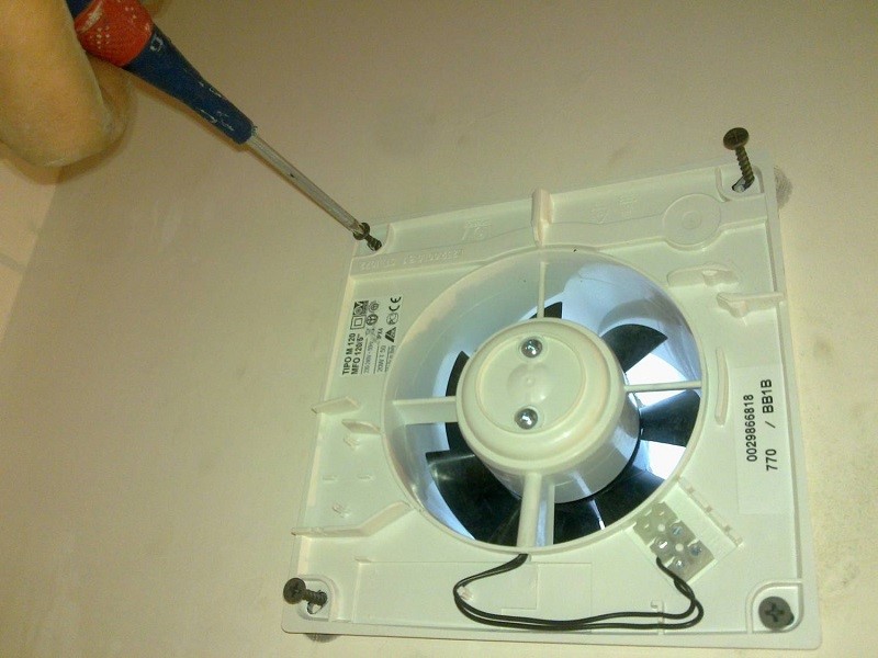 Ventilator stvara buku ili zuji - zašto je počeo stvarati buku i kako smanjiti buku ventilatora