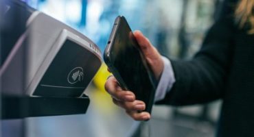 Kas ir NFC viedtālrunī un kam tas paredzēts?