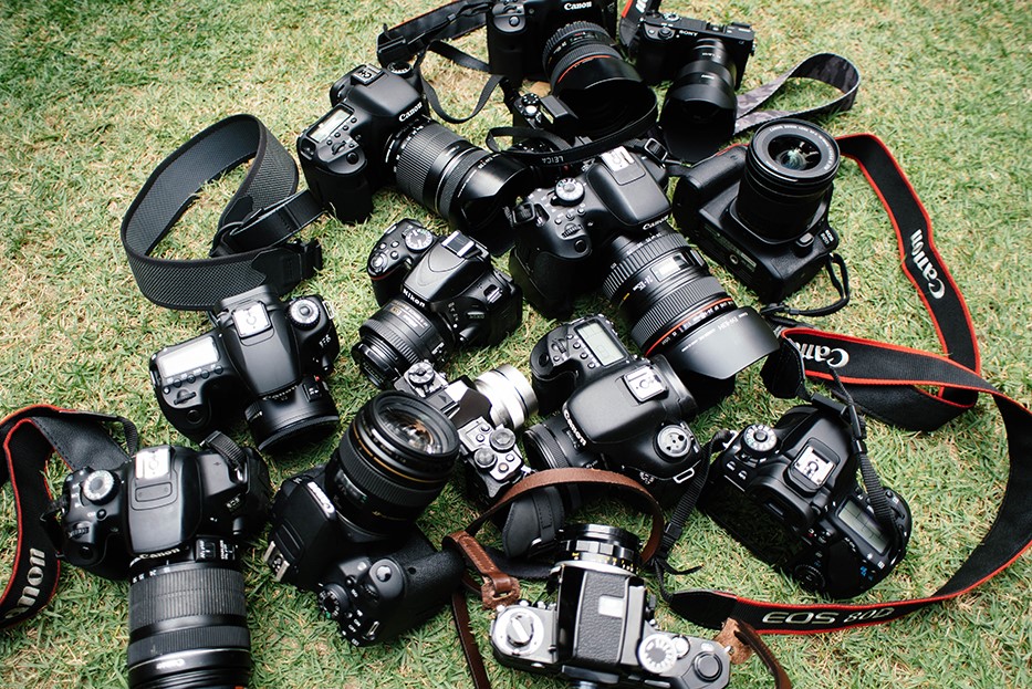 Mikä on parempi Canon- tai nikon-valokuvakamera?