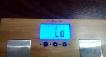 What to do when electronic floor scales show Lo?