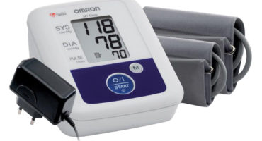 Hvordan lure et tonometer: effektive metoder for å senke og øke trykket under måling