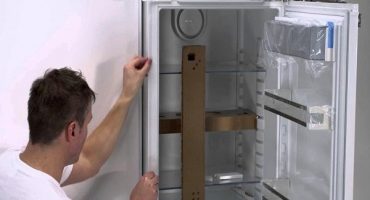 Installation correcte d'un réfrigérateur encastrable et autonome